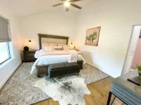 The Ranch@Fredericksburg - Magnolia Cottage - 1BD/1BA