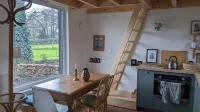 Tiny House en Bois Style "cottage" Vue mer ! Hotels in Sene