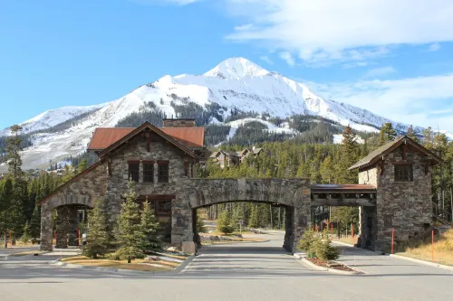 Ski in-Ski out direct to lift, New hot tub, wi-fi, Big Sky, Mountain views