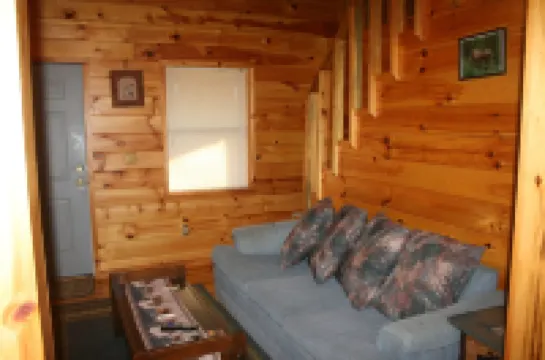 Private, Secluded, Relaxing Cabin.   012564ASK ABOUT WEDDING OPPORTUNITIES!