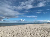 Terrace apartment on the Baltic Sea beach, panoramic sea view, pool, wifi, Godewind A2 Hotels in Kronsgaard