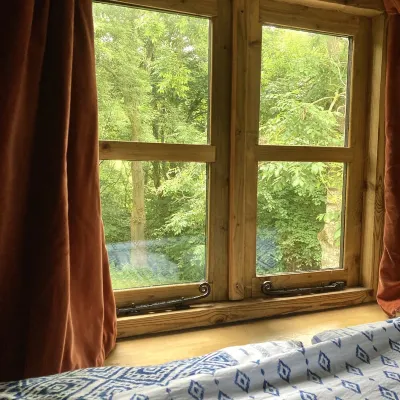 The Red Shed - A cosy woodland cabin with woodburner