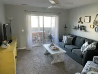 LOVELY 2 BEDROOM CONDO WITH POOL