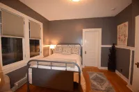 Main Street Village&Mirror Lake see Olympic Ski Jumps w Firepit Hottub Foosball