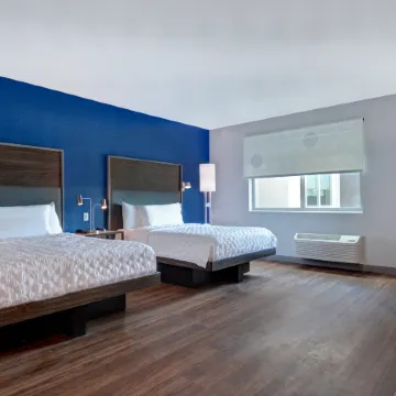 Tru by Hilton St. Petersburg Downtown Central Ave