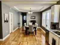 Experience Chicago living near United Center -