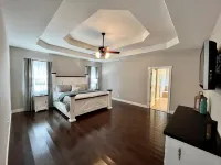 Private & Cozy Home, Close to Lake