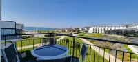 Beautiful apartment with sea view 50m from the sea with heated communal pool - Thalasso - 발코니