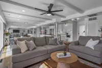 Private Pool Oasis with Gorgeous Views Minutes from TCU & Dickies Arena