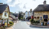 A cosy cottage in Shanklin Old Town with 15% off Red Funnel travel.