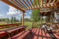 Teton Cabin Retreat - Downtown Victor Hotels in Victor