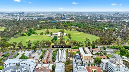 The Warbling Magpie Отели рядом с достопримечательностью «Университет Мельбурн»