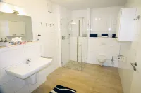 Villa Patricia Alter Leuchtturm 주변 호텔