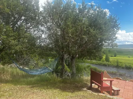 Rustic Riverfront Studio on the White River & OHV trail outside of Meeker w/WiFi