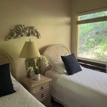 Just Reduced Rate for August, 10 Min Walk to Poipu Beach2 Bedroom with Air
