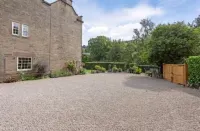 Luxurious Bolthole Hotels near Heights of Abraham