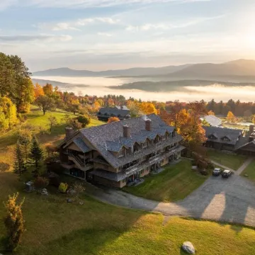Year-Round Luxury Mountain Villa @ Trapp & Stowe with Resort Amenities Included!