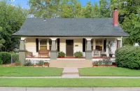 The Historic Chestnut House