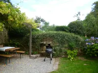 Ty Kreiz cottage: comfort and character in 15th century walls 꼬덩 공원 주변 호텔