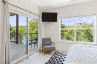 Lakefront Retreat on Lake Taneycomo, Near Branson Landing and Attractions