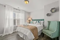 Spacious 4Br Home – Near Hpu, Market & Dining – Family & Business Ready! Hotels in High Point