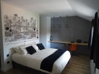 Gite 3 ,ch, piscine, 7 pers, Haut de gamme, 4 épis, 4 étoiles