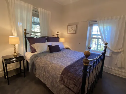 Stirling Cottage