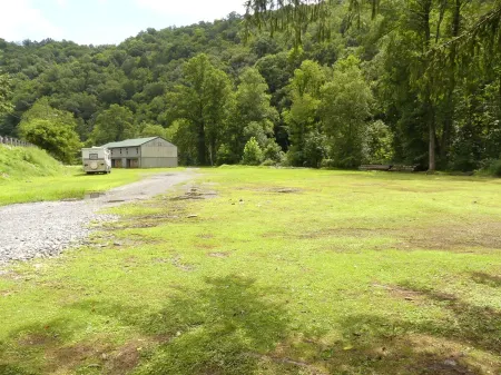 Luxury 4 bedroom Villa 103 with river access