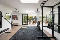 Grand Blanc Maison Ultra Luxury Villa in San Diego