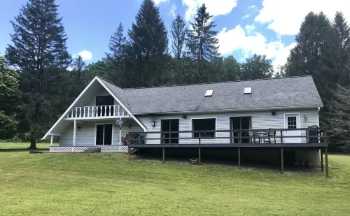Riverfront Cabin Oasis/PSU football/Elk viewing
