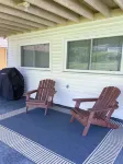 Charming Catskill getaway walking distance to Main St. Pet-friendly!