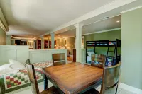 Rumbling Bald Resort - Lake Mountain Golf Retreat!