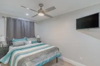 Come Enjoy the Ocean - Ocean Front Resort Newly Renovated Ocean Villa