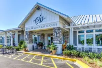 Bayside Resort - 5 Bdrm/3.5 Bath w Backyard Pond - Pools Kayaks Beach Golf