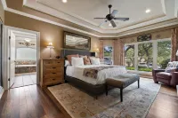Luxury Family Getaway, Pools, Hot Tub, Playground & Sleeps Upto 18