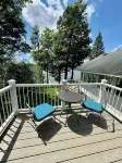 Seven Oaks — Lakefront Cottage on Owasco Lake — Large Beach with Stunning Views