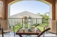 NOW AVAILABLE FOR SEASON!! 3/2 Tommy Bahama Unit Fully furnished, corner unit ! Các khách sạn ở Collier County