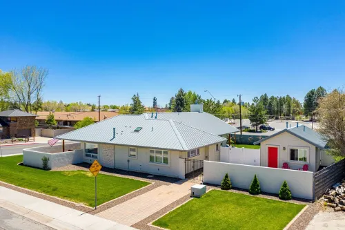 Stunning Casita in the Heart of Flagstaff