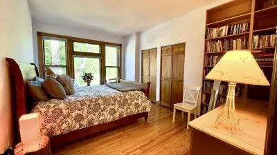 Unit 1 Historic Irvine Park House near West 7th Bars, Restaurants, Xcel, River