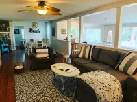 Vilano Beach Cottage,  1/2 block to Surfside Beach.  Historic Capo Cottage