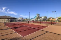 2 MASTER BEDROOMS! 4 Bed 4 Bath Townhome