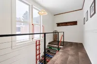 Harwood Mullan - BEST for FAMILYS - LOOKOUT