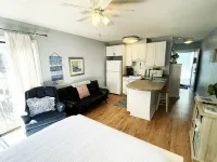 Cozy Edisto Condo-Close to the Beach!