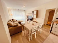 Premio Real 18 Hotels in San Lorenzo Beach