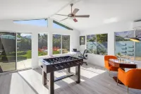 Chef'SKitchen, Saltwater Pool/Spa, KingBeds, Firepit, Games, WorkSpace, MtnViews