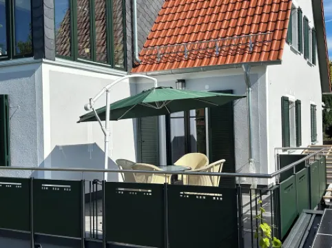 Bright 87 sqm with Rhön view & sun terrace, city bus & A7 connection