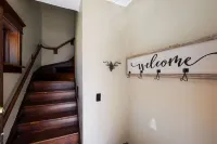 Two Bedroom Cutie in Midtown