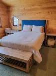 Elk Heights Hotels near Rifle