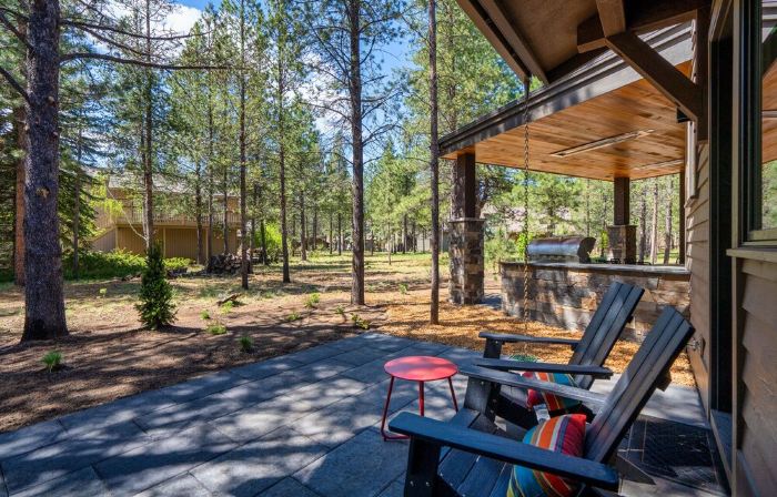 Alpine Lodge Sunriver, 5 Br Luxe, Sharc, Hot Tub, King Suites, EV, Ft Rock Park