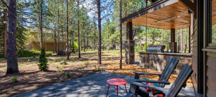 Alpine Lodge Sunriver, 5 Br Luxe, Sharc, Hot Tub, King Suites, EV, Ft Rock Park Ξενοδοχεία στην πόλη Sunriver